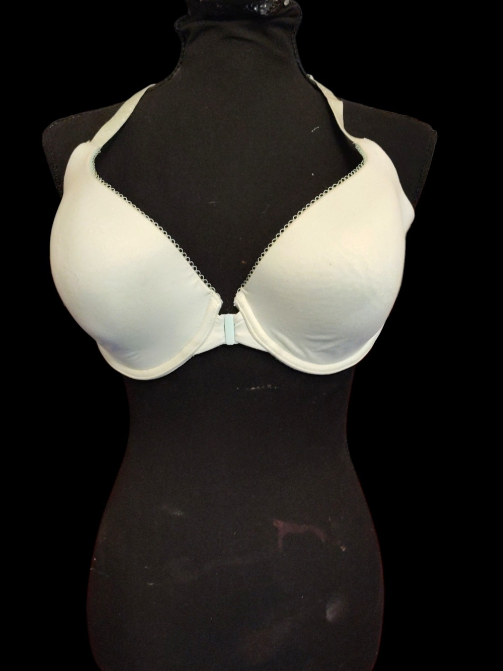 Victoria's Secret White Front-Close Padded T-Shirt Bra